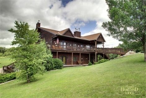 luxury lodge for pheasant and quail hunters