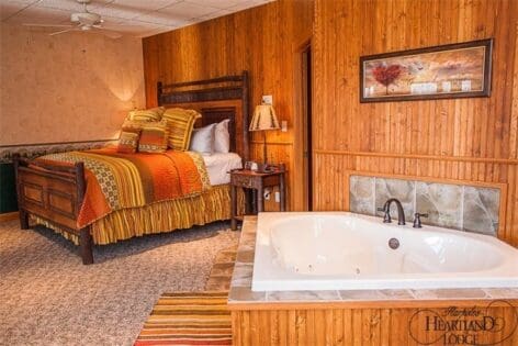 Sunset View Suite Bedroom and Garden Tub