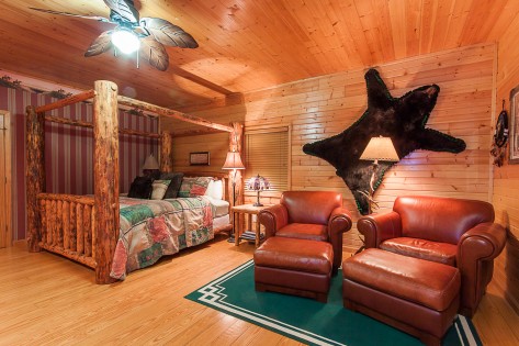 Buffalo Pond Luxury Suite in Prairie Ridge Lodge