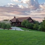 Bed and Breakfast in central illinois with hot tubs