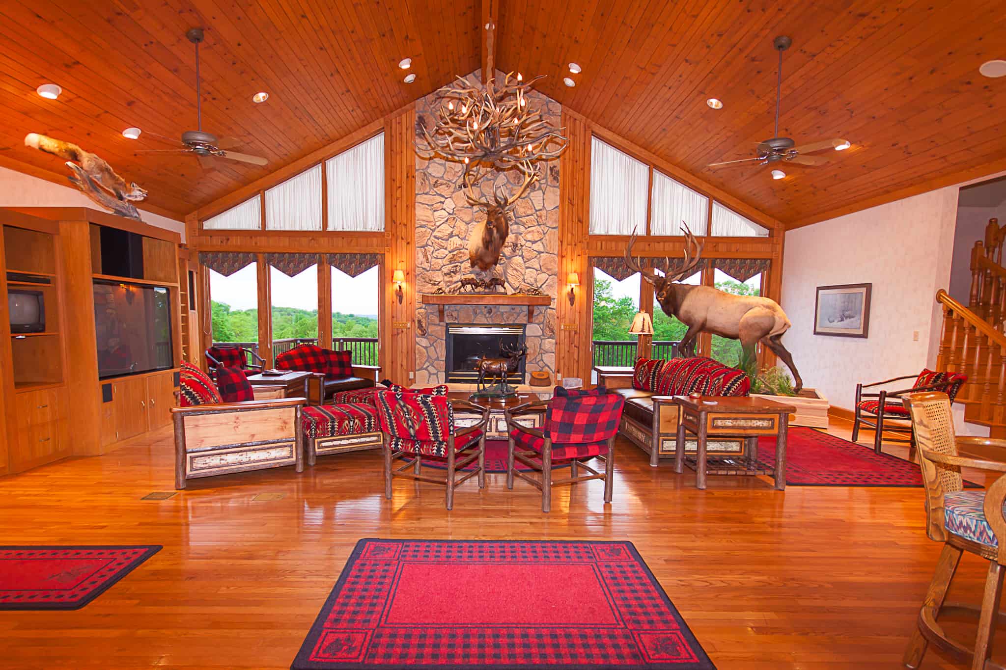 Lodges & Cabins | Heartland Lodge