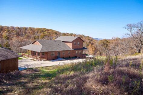 private cabin in the woods for family vacations