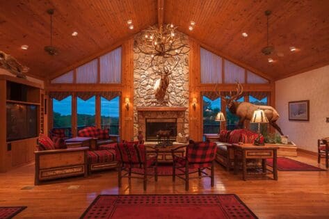 Inside view of the Sunset Valley Lodge