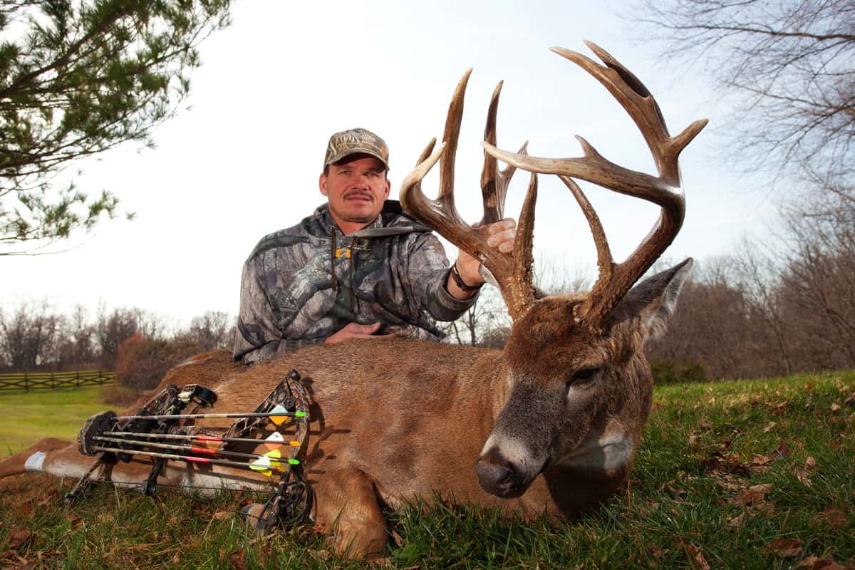 Pike County, IL Deer Hunting Heartland Lodge