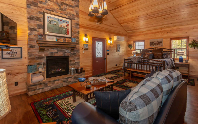 Gerald's Cabin Photos