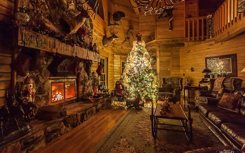 original-xmas Original Lodge at Christmas Time