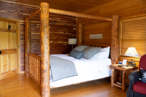 Inside view of a luxury room at Heartland Lodge
