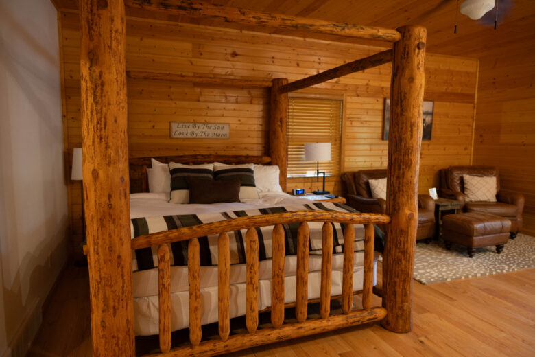 King Bed in the Prairie Ridge Lodge